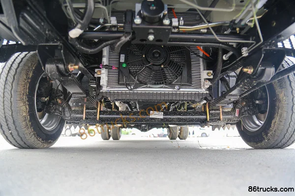 Changan Kuayue D5 PLUS Comfort 2.0L 122hp 4X2(6 wheels) CNG 3.05m Double Row Flatbed Mini Truck (China VI) Chassis (1) | 86Trucks