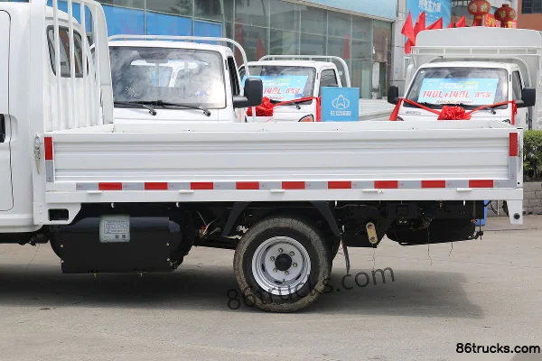 Changan Kuayue D5 PLUS Comfort 2.0L 122hp 4X2(6 wheels) CNG 3.05m Double Row Flatbed Mini Truck (China VI) Body (3) | 86Trucks