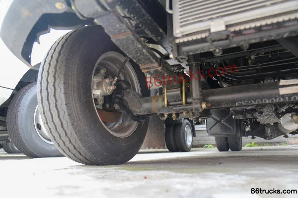 Changan Kuayue Wang X7 1,6 L 122 ch 4X2(6 roues) essence camion frigorifique 3,51 m Châssis (2) | 86Trucks