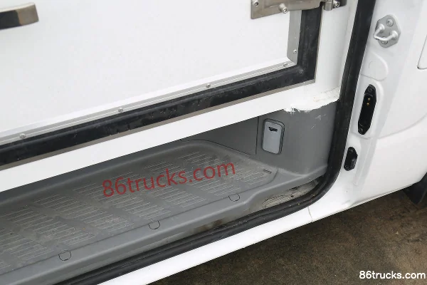 FARIZON E6 3.7T 5.45m Electric Refrigerated Van 50.23kWh 4X2(6 wheels) Body (3) | 86Trucks