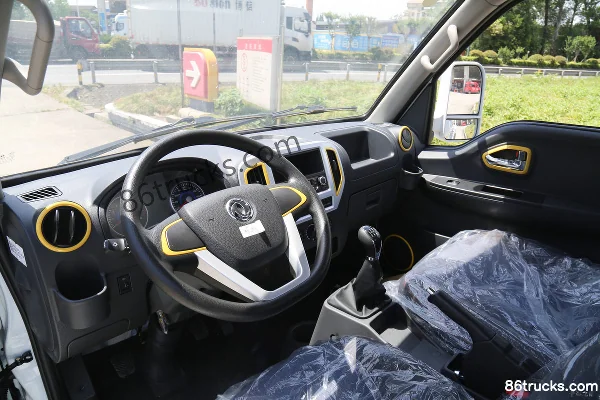 Dongfeng T5 1.6L 105 hp 4X2(6 wheels) CNG 3.4m Single Row Flatbed Light Truck (China VI) Cab (3) | 86Trucks