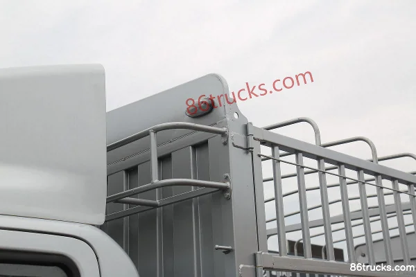 JAC Shuailing S3 129hp 4X2(6 wheels) 3.145m double-row stake truck Body (1) | 86Trucks