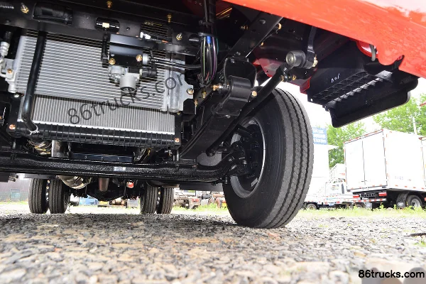 FAW Jiefang Hu VH 2.5L Diesel 155hp 4X2(6 wheels) Fast Gear 8-Speed 4.16m Single Row Stake Truck Chassis (3) | 86Trucks