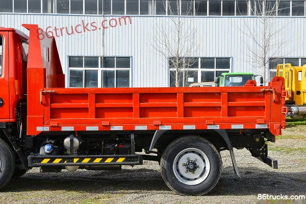 Dongfeng Furika W15 102hp 4X2(6 wheels) 3.05m dump truck (red) Body (2) | 86Trucks