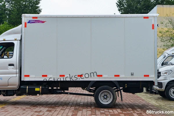 Dongfeng T3 1.6L 123hp 4X2(6 wheels) gasoline 3.7m single-row van mini truck Body (2) | 86Trucks