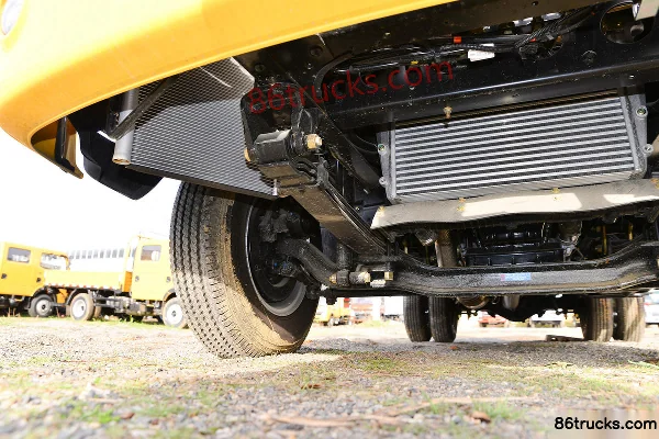 Dongfeng FuruiKa F6 126hp 4X2(6 wheels) 3.13m Dump Truck Chassis (2) | 86Trucks