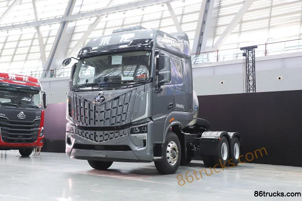 Dongfeng Liuqi Chenglong HK 580 hp 6X4(10 wheels) LNG automatic tractor truck (hydraulic retarder) Exterior (3) | 86Trucks