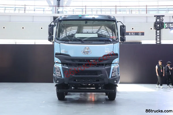 Dongfeng Liuqi Chenglong H7 8X4(12 wheels) pure electric dump truck 423.936kWh Exterior (2) | 86Trucks