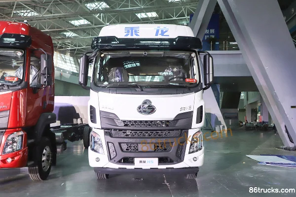 Dongfeng H5 Fortune Edition 6.7L LNG 280hp 4X2(6 wheels) Fast Gear 8-speed 9.7m box cargo truck Exterior (2) | 86Trucks