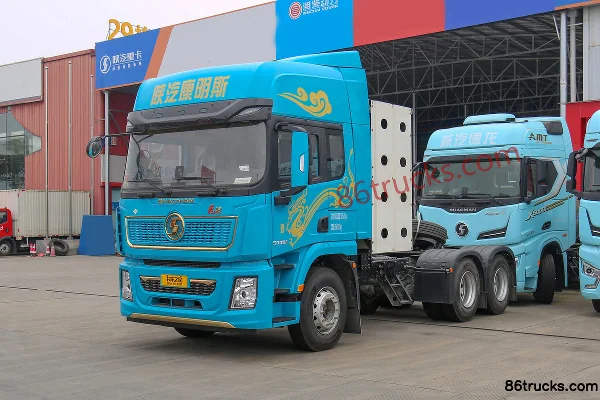 SHACMAN Longxiao Lightweight Version 14.5L CNG 530hp 6X4(10 wheels) Fast Gear 12-Speed Tractor Truck Exterior (3) | 86Trucks
