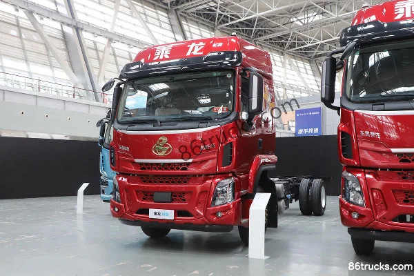 DongfengLiuqi ChenglongH5 270hp 4X2(6 wheels) 6.2m stake truck Exterior (3) | 86Trucks