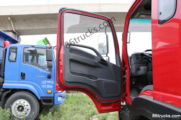 NanJun Ruiyu K68G 230 ch 6X2(8 roues) camion à ridelles 7,8 m Cabine (1) | 86Trucks