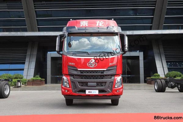 DongfengLiuqi ChenglongH5 260hp 4X2(6 wheels) 9.7m Box Cargo Truck Exterior (2) | 86Trucks
