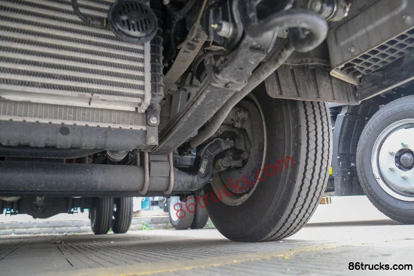 Shidai Linghang S1 2.5L Diesel 145hp 4X2(6 wheels) WLY 6-Speed 3.85m Single Row Flatbed Light Truck Chassis (3) | 86Trucks