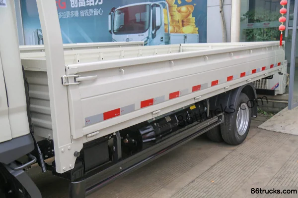 Foton Times Leader S1 2.0L 127hp 4X2(6 wheels) CNG 4.22m Single Row Fence Panel Small Truck Body (1) | 86Trucks