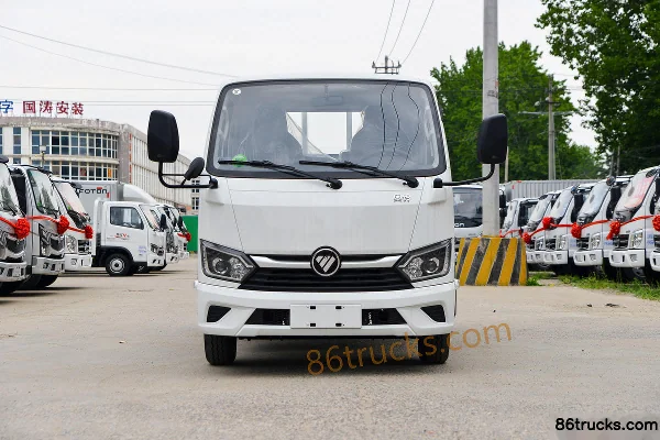 Foton Aoling V Card 1.6L 105 hp 4X2(6 wheels) CNG 3.535m Crew Cab Flatbed Light Truck Exterior (2) | 86Trucks