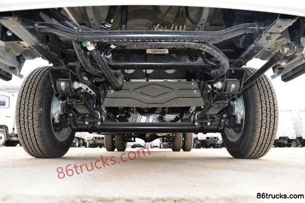 Foton Xiangling M1 Edition Fen Dou 1.6L 122 ch 4X2(6 roues) essence micro camion fourgon simple cabine 3,3 m (Yunnai) Châssis (1) | 86Trucks