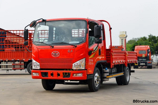 FAW Jiefang J6F Climbing Tiger 140hp 4X2(6 wheels) 3.82m Half-row Flatbed Light Truck (China VI) Exterior (3) | 86Trucks