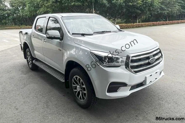 Qingling Isuzu Daka TAGA 2024 Deluxe 3.0T Diesel 143hp Manual 4WD Double Cab Pickup Exterior