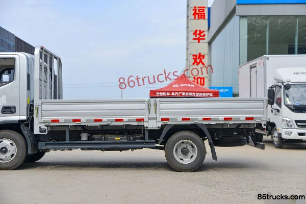Foton Aoling New Jieyun Climbing Tiger 151hp 4X2(6 wheels) 4.17m Single Row Stake Light Truck Body (2) | 86Trucks