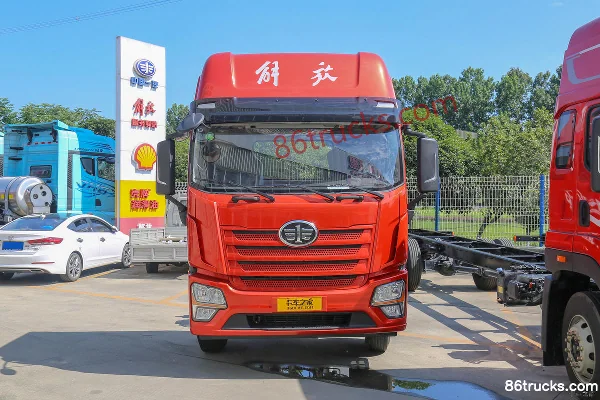 FAW Jiefang Qingdao JH6 6.6L Diesel 260 hp 4X2(6 wheels) Fast Gear 8-speed AMT Automatic 9.75m Box Cargo Truck Exterior (2) | 86Trucks