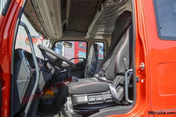 FAW Jiefang Qingdao JH6 6.6L Diesel 260 hp 4X2(6 wheels) Fast Gear 8-speed AMT Automatic 9.75m Box Cargo Truck Cab (3) | 86Trucks