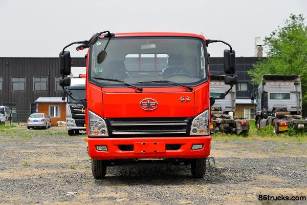 FAW Jiefang Hu VH 160hp 4X2(6 wheels) 4.2m single-row flatbed light truck (WLY 8-speed) Exterior (2) | 86Trucks