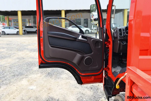 FAW Jiefang Hu VH 160hp 4X2(6 wheels) 4.2m single-row flatbed light truck (WLY 8-speed) Cab (2) | 86Trucks