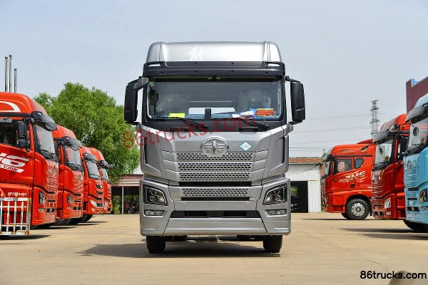 FAW Jiefang Qingdao JH6 Heavy Truck Zhixiang Edition 560hp 6X4(10 wheels) LNG Automatic Tractor Truck (Hydraulic Retarder) Exterior (2) | 86