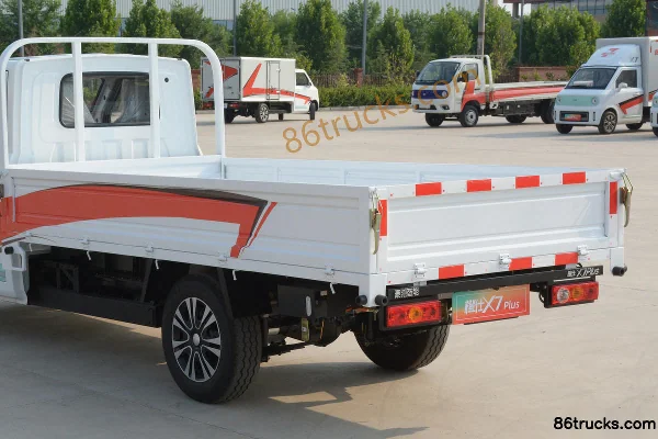 Chengshi X7 PLUS 2.9T 2.855m single-row pure electric flatbed micro truck 28.8kWh 4X2(6 wheels) Body (1) | 86Trucks