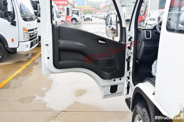 Yuejin Fuxing S80 1.5L 113 hp 4X2(6 wheels) Gasoline 3.22m Semi Row Drop Side Mini Truck Cab (2) | 86Trucks