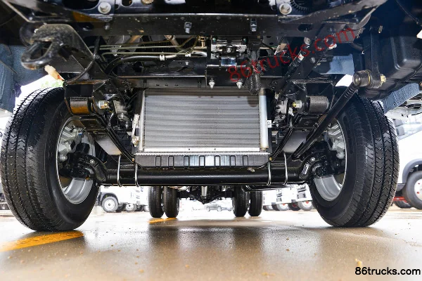 Yuejin Fuxing S80 1.5L 113 hp 4X2(6 wheels) Gasoline 3.22m Semi Row Drop Side Mini Truck Chassis (1) | 86Trucks