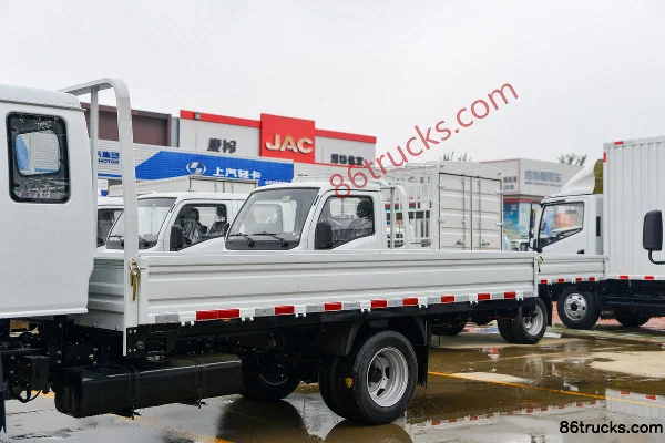 Yuejin Fuxing S80 1.5L 113 hp 4X2(6 wheels) Gasoline 3.22m Semi Row Drop Side Mini Truck Body (1) | 86Trucks