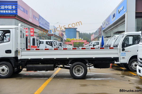Yuejin Fuxing S100 1.6L 123 hp 4X2(6 wheels) gasoline 4.2m single-row flatbed light truck (China VI) Body (3) | 86Trucks