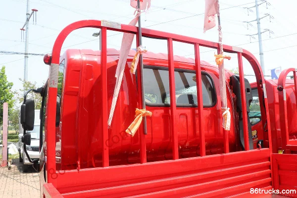 FAW Jiefang Tiger VN 140 ch 4X2(6 roues) 3,82 m plateau demi-cabine camion léger (Fast Gear 8 vitesses) Carrosserie (1) | 86Trucks