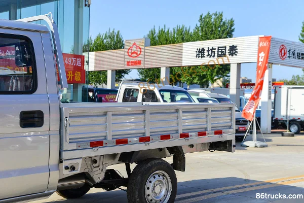 Dongfeng C32S 2022 Model LV1 1.6L 122hp 4X2(6 wheels) Gasoline 2.51m Double Row Flatbed Micro Truck (China VI) Body (1) | 86Trucks