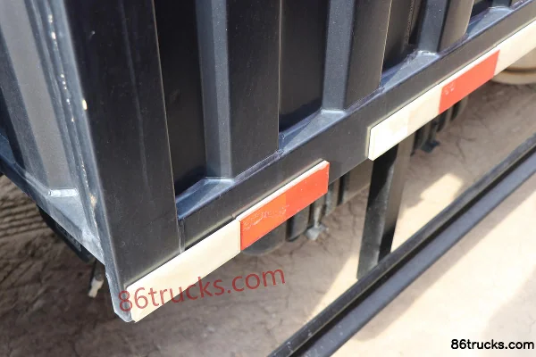 FAW Hongta FAW Jiefang Gongshi 130 ch 4X2(6 roues) fourgon léger 4,2 m cabine simple Carrosserie (3) | 86Trucks