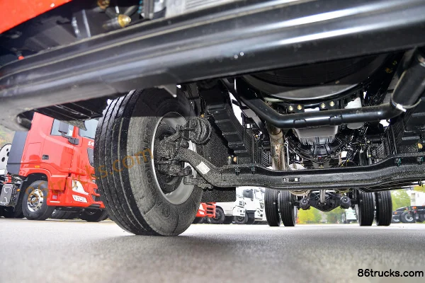 Dongfeng Tianjin KR 2026 Edition 6.2L Diesel 320 hp 4X2(6 wheels) Fast Gear 8-Speed 6.8m Stake Truck Chassis (2) | 86Trucks