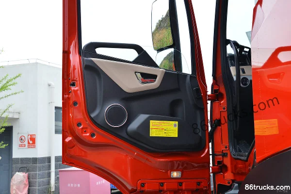 Dongfeng Commercial Vehicle Tianlong KL Heavy Truck Legend Edition 460 ch 6X4(10 roues) tracteur routier pour matières dangereuses (ralentis
