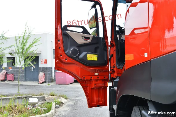 Dongfeng Commercial Vehicle Tianlong KL Heavy Truck Legend Edition 460 ch 6X4(10 roues) tracteur routier pour matières dangereuses (ralentis