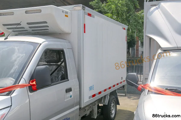 Wuling Electric Truck Bingbao 2.7T 2.77m Pure Electric Refrigerated Truck 41.86kWh 4X2(6 wheels) Body (1) | 86Trucks