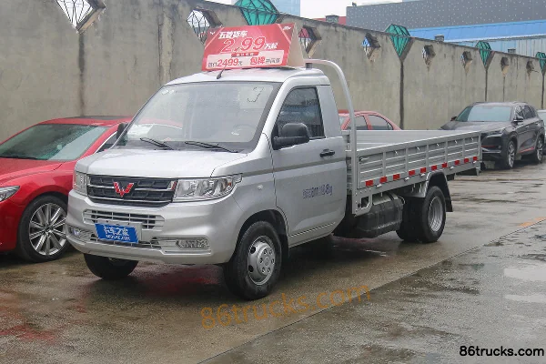 Wuling Rongguang New Card Basic Edition 2.0L 117 hp 4X2(6 wheels) CNG 3.69m Single Row Flatbed Mini Truck Exterior (3) | 86Trucks