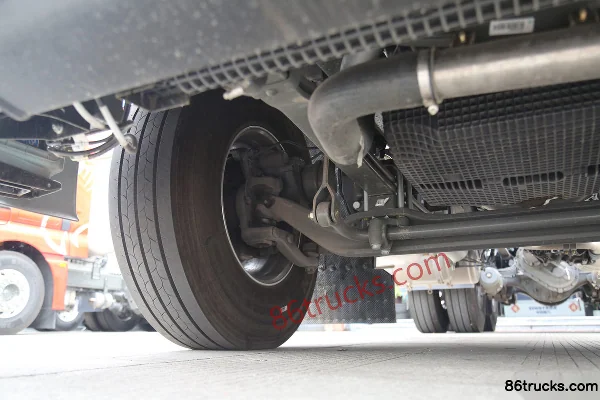 Sinotruk Sitrak SITRAK G7H Heavy Truck 560 hp 6X4(10 wheels) LNG Automatic Tractor Truck (ZF 12-Speed)(Hydraulic Retarder) Chassis (2) | 86T