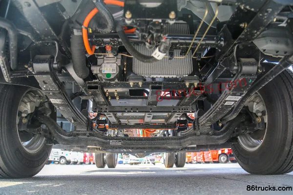 FAW Jiefang Lingtu 4.5T 4.16m Single Row Pure Electric Van Light Truck 98.04kWh 4X2(6 wheels) Chassis (1) | 86Trucks
