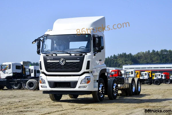 Dongfeng Commercial Vehicle Tianlong VL Heavy Truck 350 hp 8X4(12 wheels) Bulk Feed Transport Truck (flat roof) Exterior (3) | 86Trucks