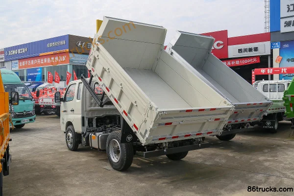 Foton Xiaojingang C Edition 95hp 4X2(6 wheels) 2.79m dump truck Body (3) | 86Trucks