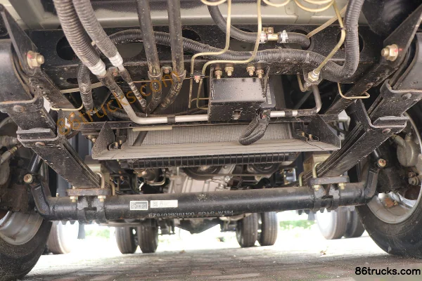 Heibao Auto Kuaiyun Bao 1.6L 122 hp 4X2(6 wheels) Gasoline 3.1m double-row van truck (China VI) Chassis (1) | 86Trucks