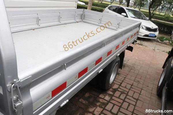 Heibao Auto Kuaiyun Bao 1.6L 122 hp 4X2(6 wheels) Gasoline 3.1m double-row van truck (China VI) Body (3) | 86Trucks