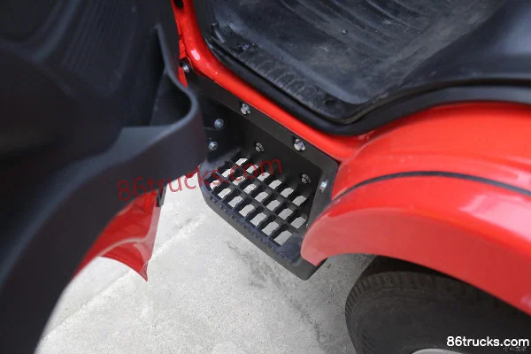 Yuejin Xiao Qilin S2 Comfort 132hp 4X2(6 wheels) 3.2m dump truck (China VI) Cab (3) | 86Trucks