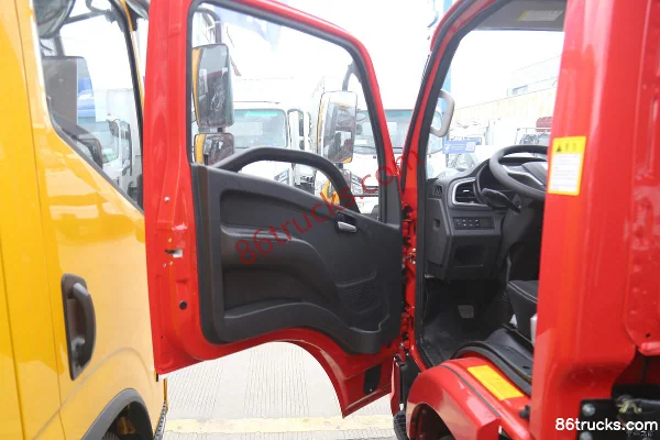 Yuejin Xiao Qilin S2 Comfort 132hp 4X2(6 wheels) 3.2m dump truck (China VI) Cab (1) | 86Trucks